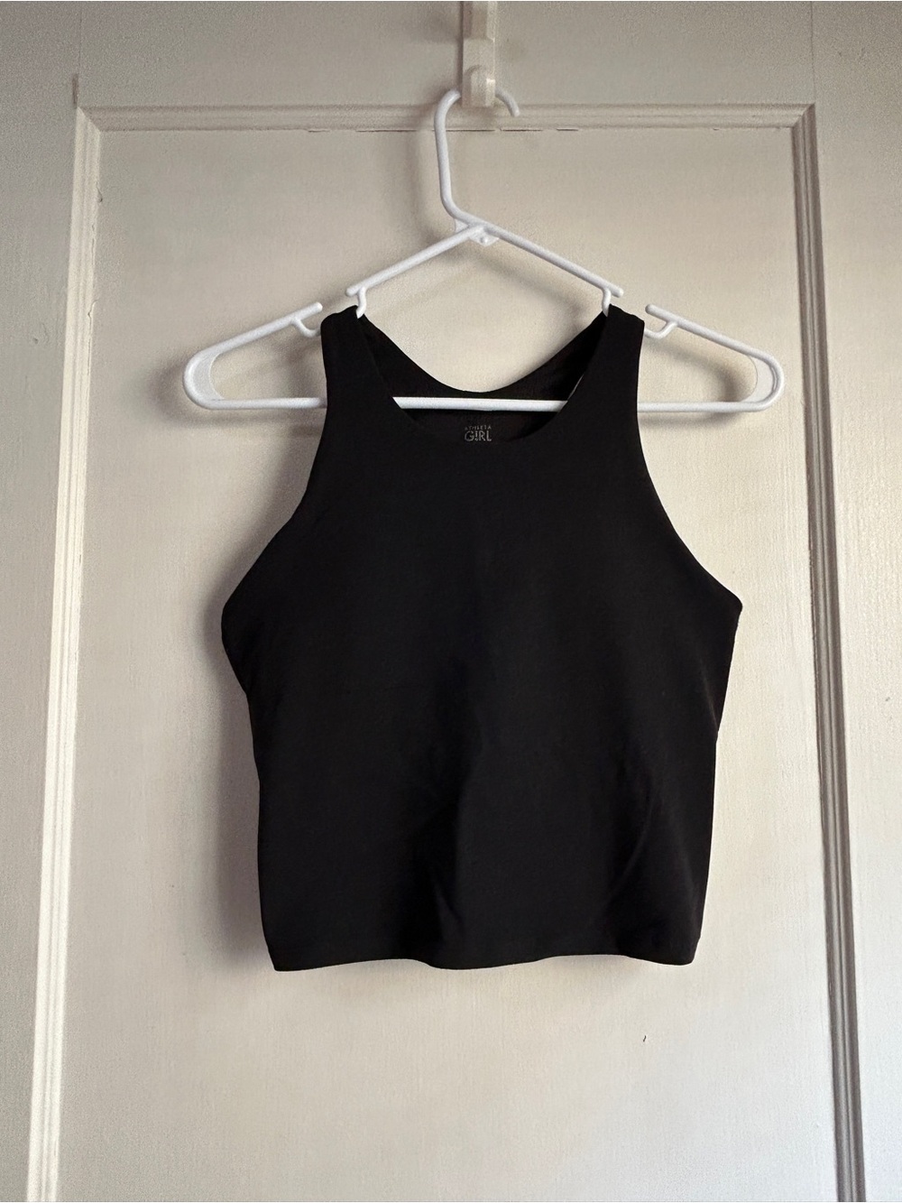 Girl’s Athleta Black crop top - Size XXL (16)